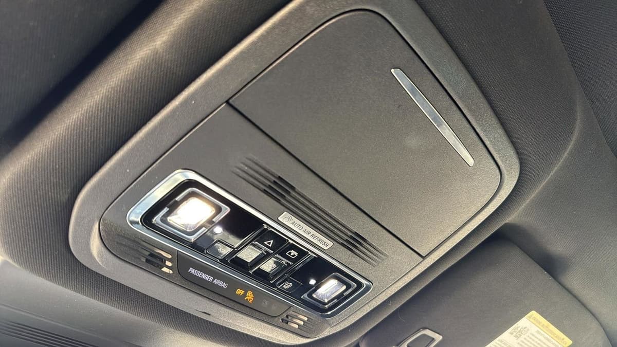 2024 Lincoln Nautilus - Image 23