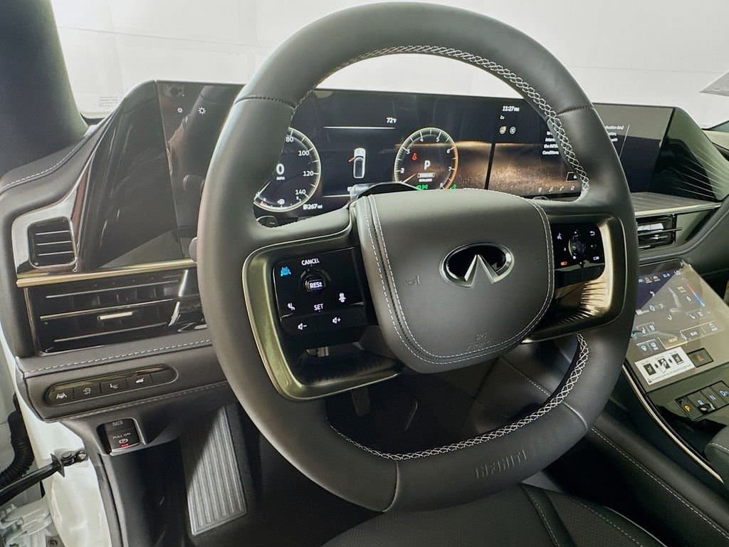 2026 INFINITI QX80 - Image 12