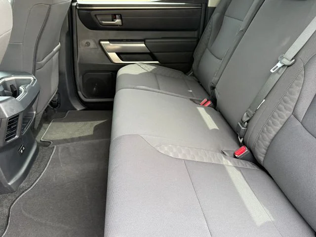 2024 Toyota Tundra - Image 31