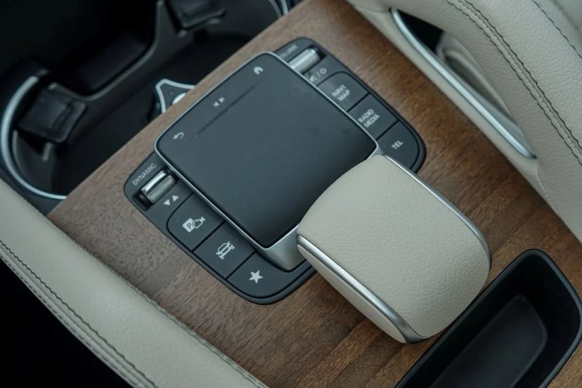 2022 Mercedes-Benz GLE - Image 18