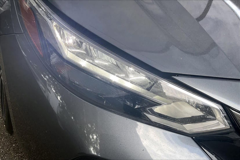 2021 Nissan Sentra - Image 24