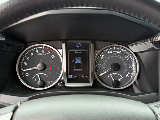 2023 Toyota Tacoma - Image 45
