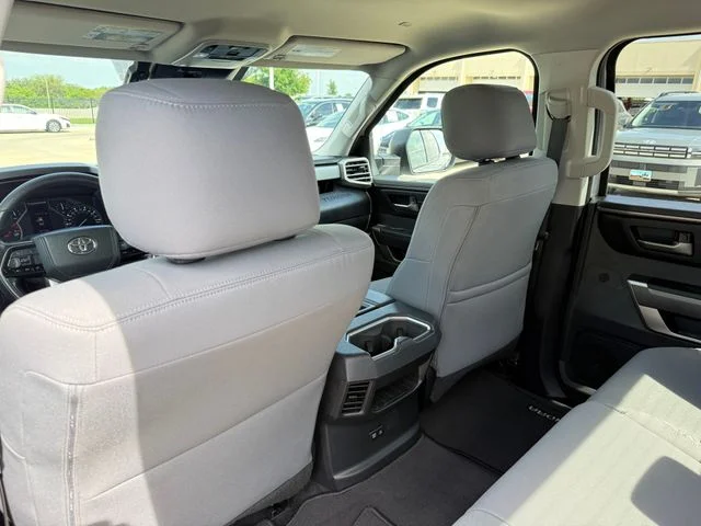 2024 Toyota Tundra - Image 28