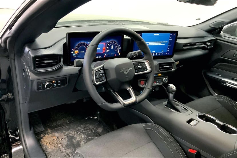 2026 Ford Mustang - Image 7