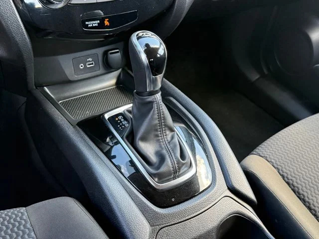 2022 Nissan Rogue Sport - Image 15