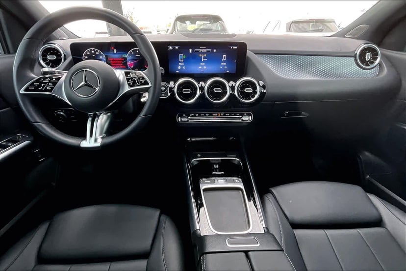 2025 Mercedes-Benz GLA 250 - Image 16