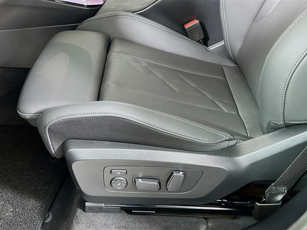 2026 BMW X3 - Image 21