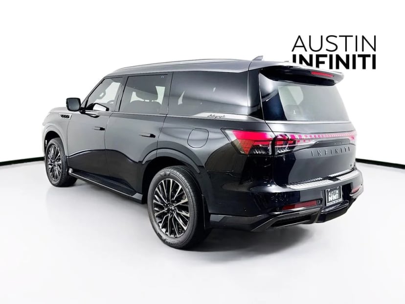 2026 INFINITI QX80 - Image 6