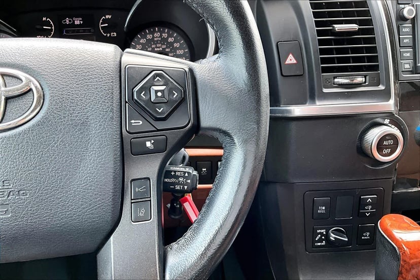 2019 Toyota Sequoia - Image 25