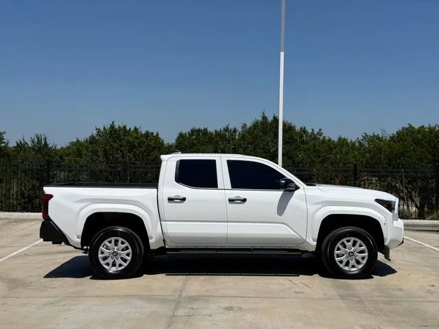 2026 Toyota Tacoma - Image 5