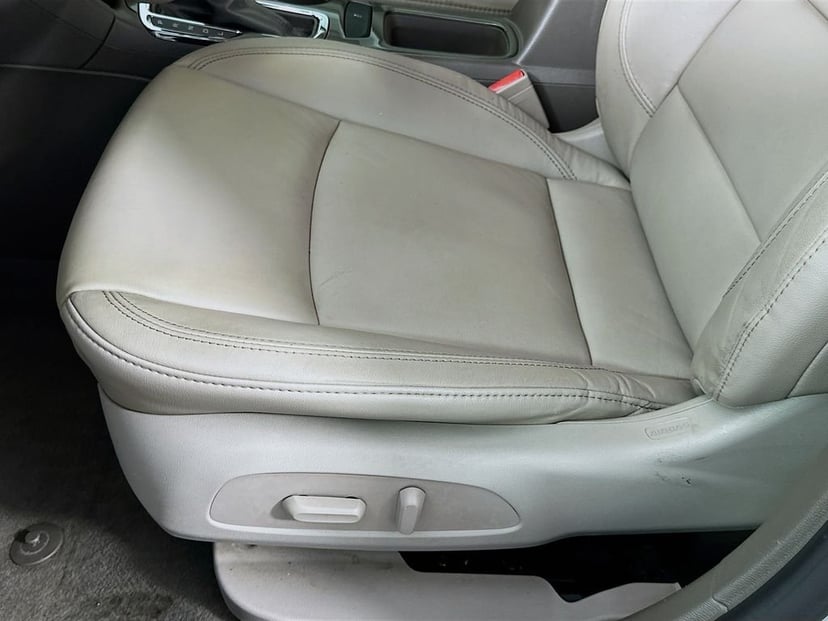 2017 Chevrolet Cruze - Image 19