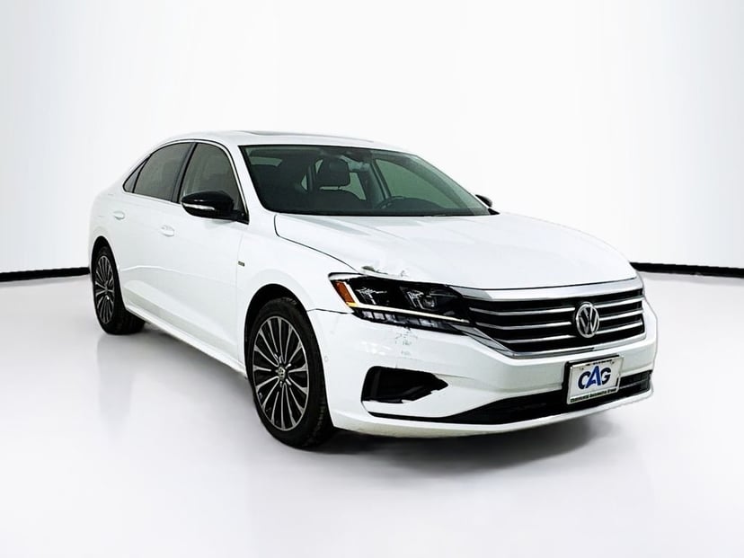 2022 Volkswagen Passat - Image 41
