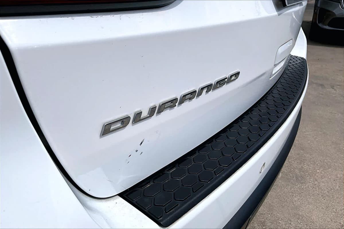 2022 Dodge Durango - Image 30