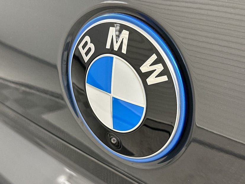 2026 BMW i7 - Image 22