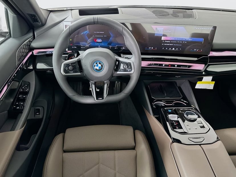 2026 BMW i5 - Image 19