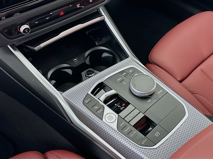 2026 BMW 3 Series - Image 15