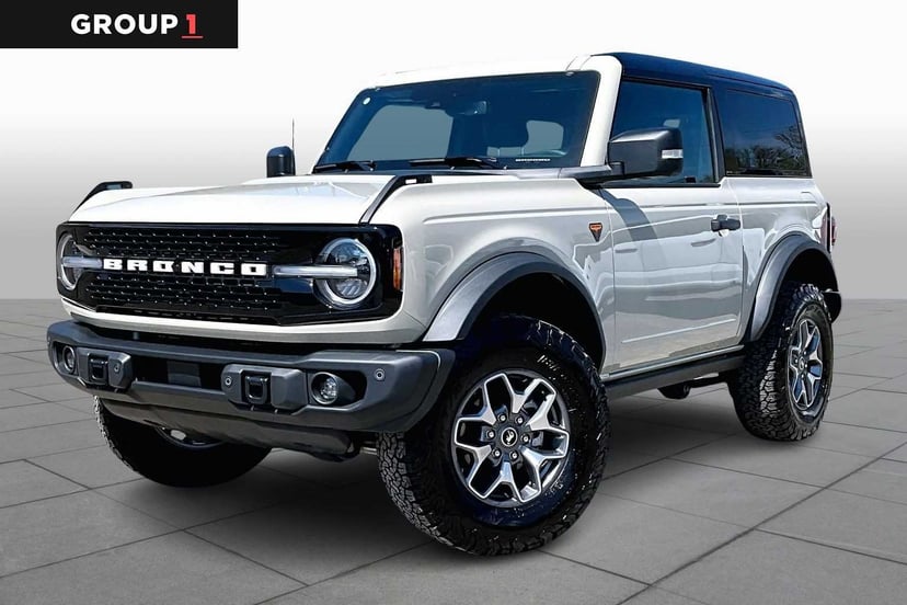 2025 Ford Bronco - Image 1