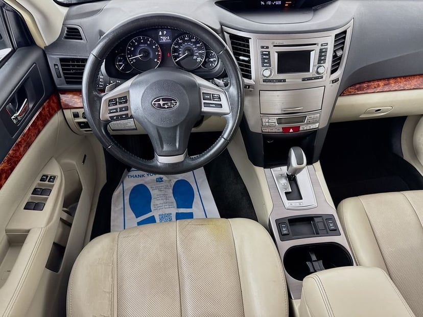 2012 Subaru Outback - Image 27