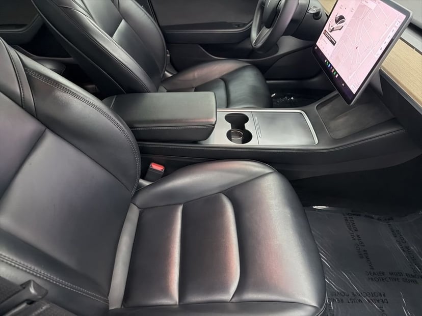 2022 Tesla Model 3 - Image 25