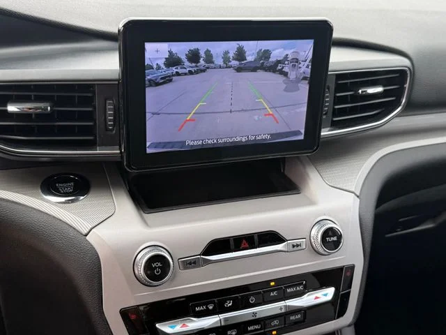 2023 Ford Explorer - Image 20
