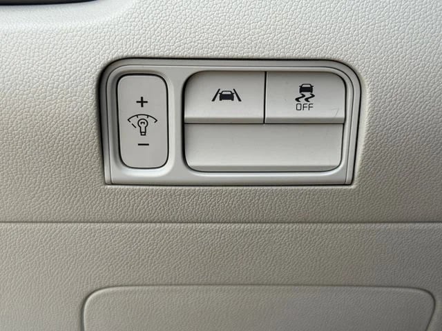 2023 Kia Sorento - Image 21
