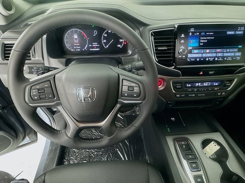 2026 Honda Ridgeline - Image 17