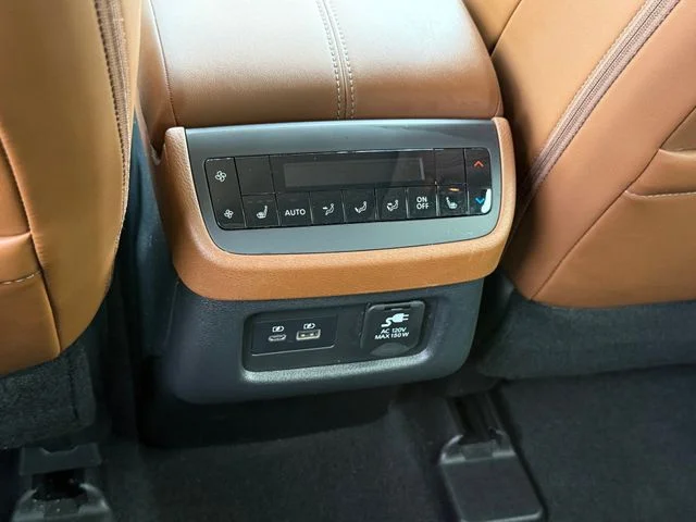 2023 Nissan Pathfinder - Image 26