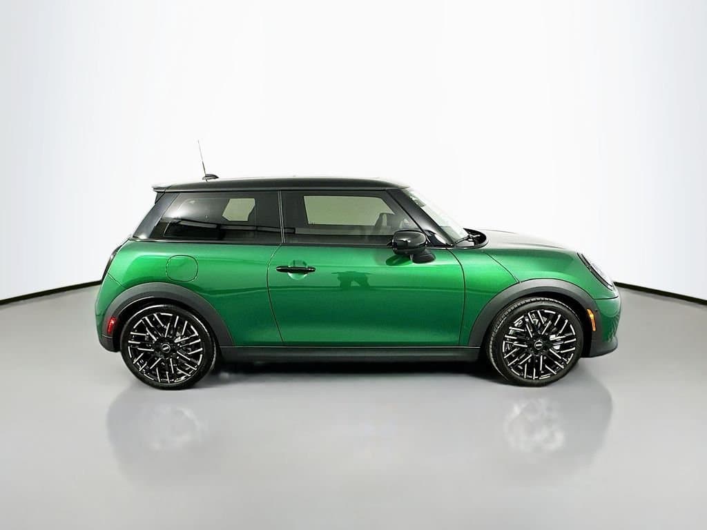 2025 MINI COOPER - Image 5