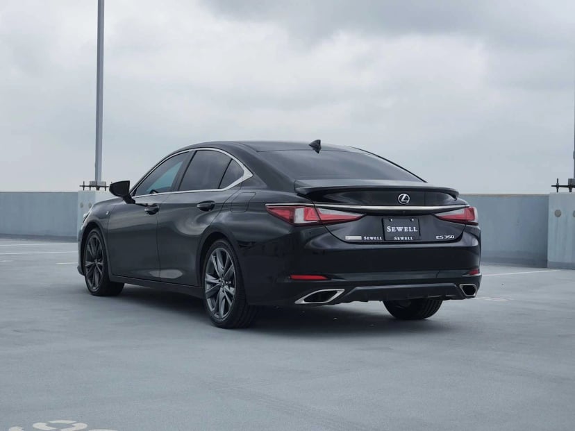 2021 Lexus ES 350 - Image 6