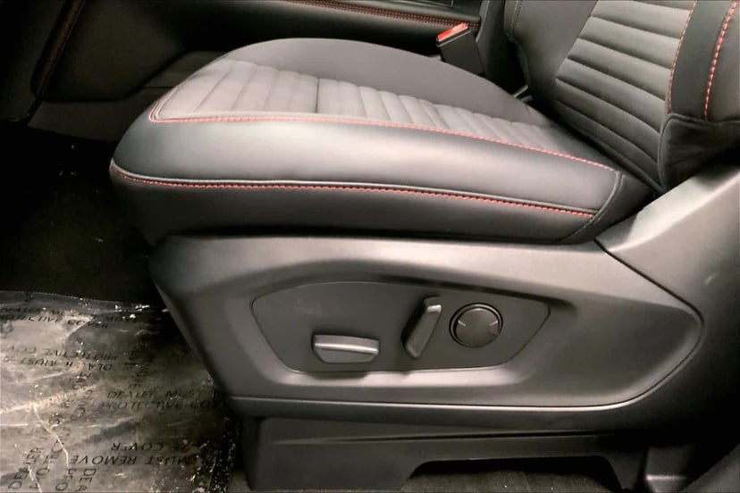 2026 Ford Explorer - Image 19