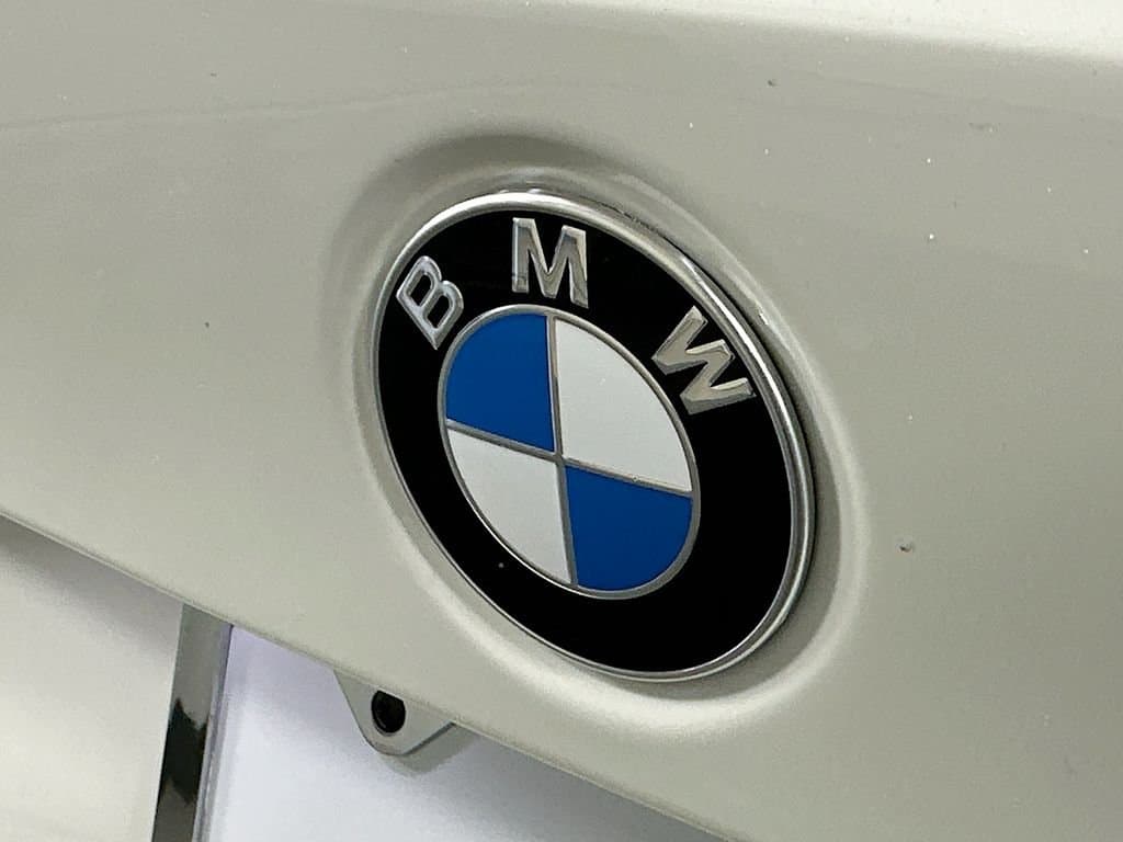 2026 BMW 3 Series - Image 22