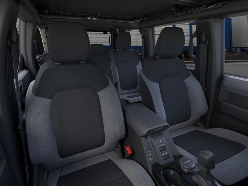 2026 Ford Bronco - Image 23
