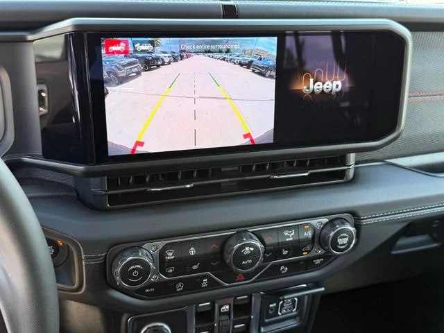 2025 Jeep Wrangler - Image 17