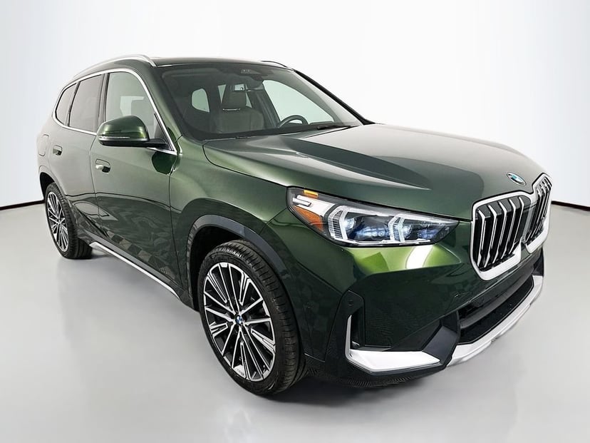 2025 BMW X1 - Image 3