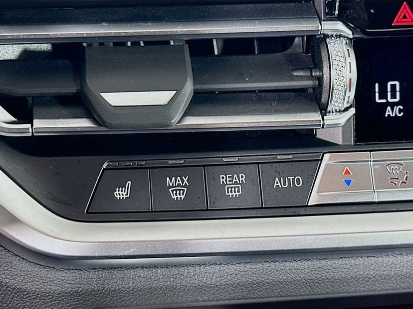 2022 BMW 4 Series - Image 21
