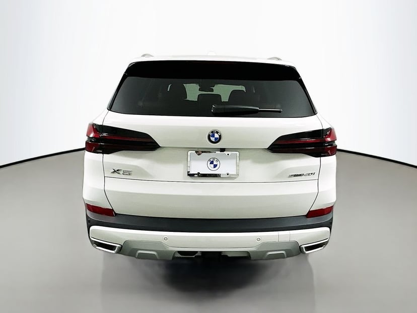 2026 BMW X5 - Image 6