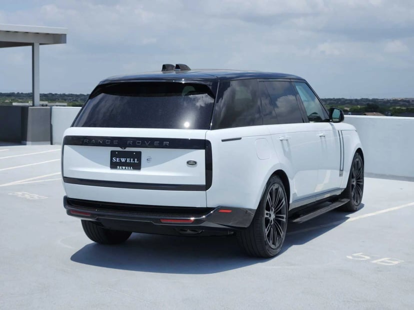 2023 Land Rover Range Rover - Image 5