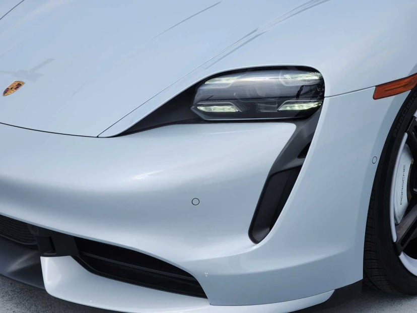 2023 Porsche Taycan - Image 8