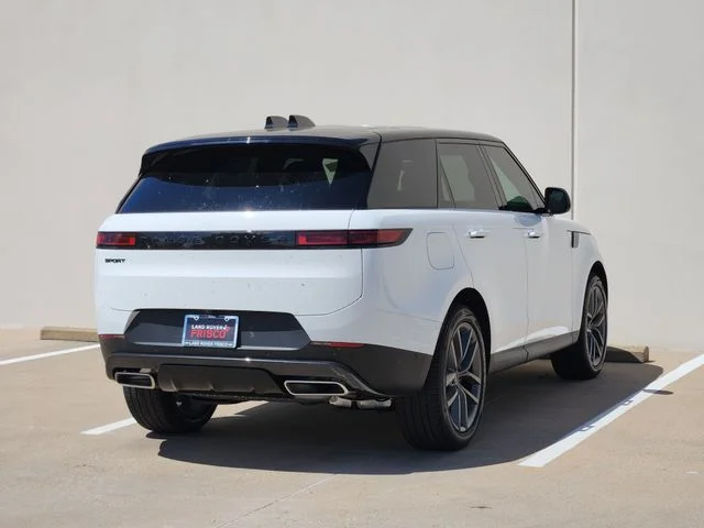 2026 Land Rover Range Rover Sport - Image 4