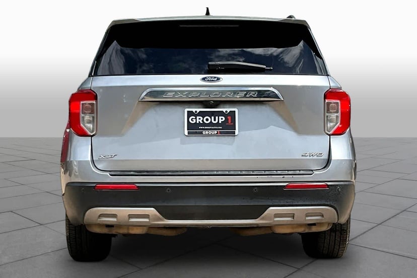 2022 Ford Explorer - Image 5