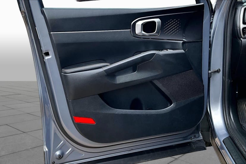 2022 Kia Sorento - Image 21