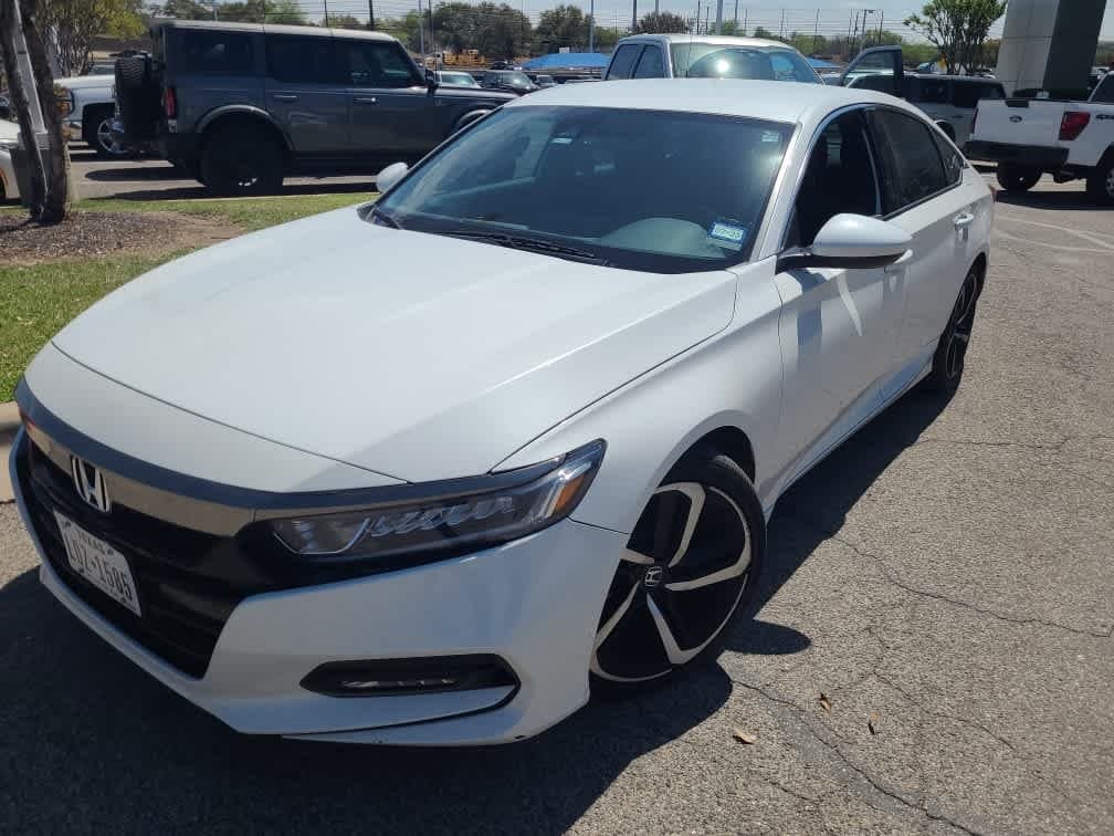2018 Honda Accord Sedan - Image 2