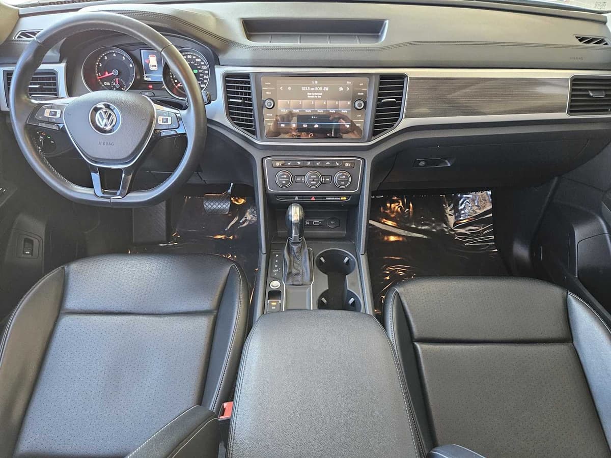 2018 Volkswagen Atlas - Image 25