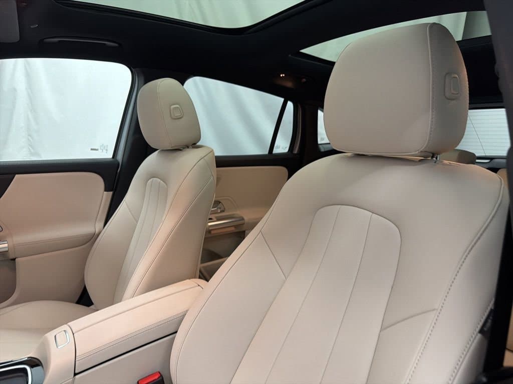 2026 MERCEDES-BENZ GLA - Image 49