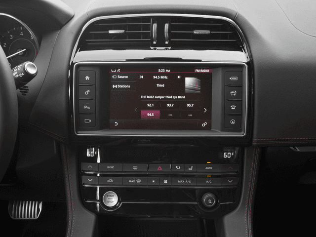 2017 Jaguar F-PACE - Image 11