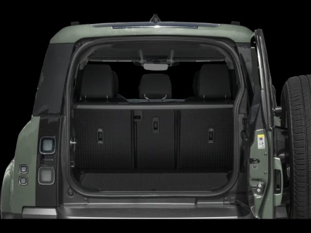 2026 LAND ROVER Defender 110 - Image 10