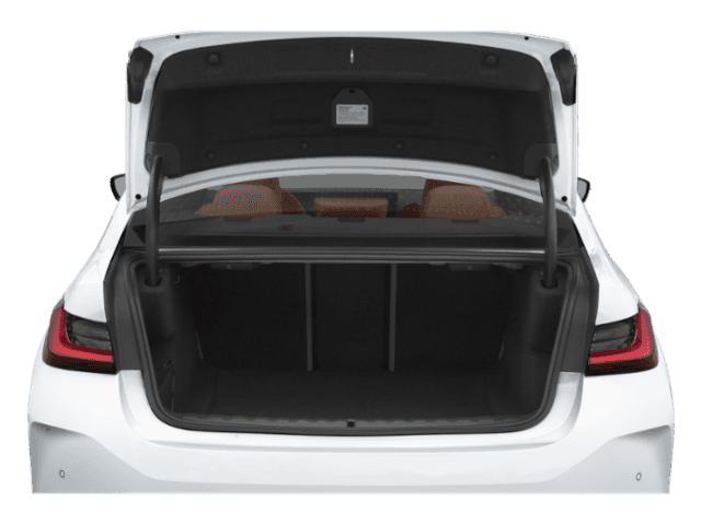 2023 BMW 3 Series - Image 9