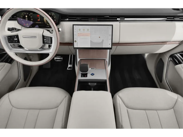 2026 Land Rover Range Rover - Image 3