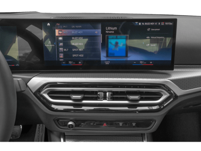 2023 BMW 3 Series - Image 7
