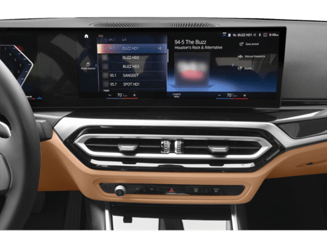 2023 BMW 3 Series - Image 8